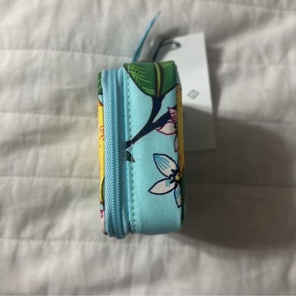 Vera Bradley Lemon Grove Blue Yellow Green Zip Travel Pill Case - Picture 14 of 16